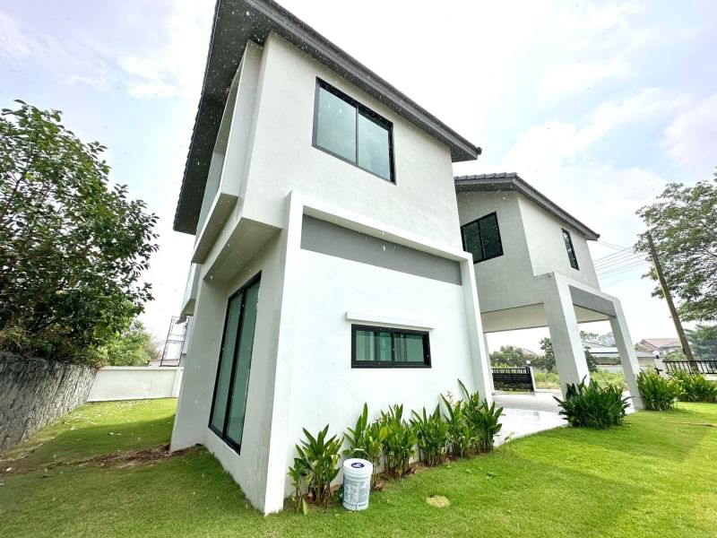 2-storey detached house for sale 🔥 Price 6.9 million baht 🔥 Very good price.