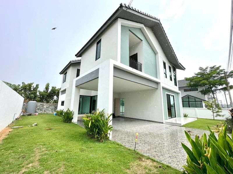 2-storey detached house for sale 🔥 Price 6.9 million baht 🔥 Very good price.