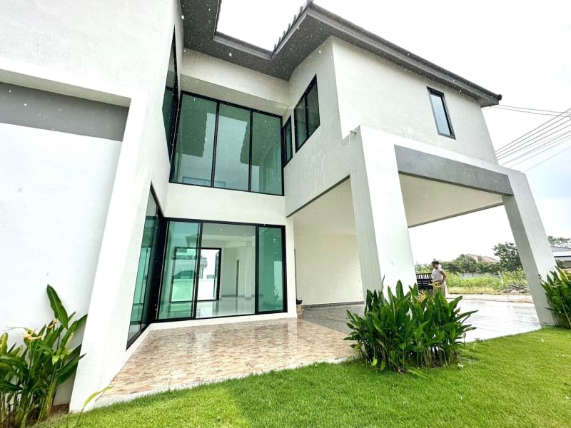 2-storey detached house for sale 🔥 Price 6.9 million baht 🔥 Very good price.