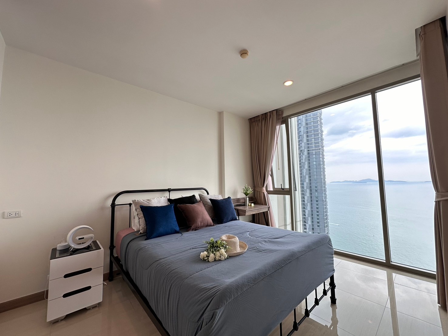 🏖️✨ The Riviera Wongamat – 2 Bedroom Luxury Seaview Condo! ✨| 19.9 MB | 84 Sqm.🏖️